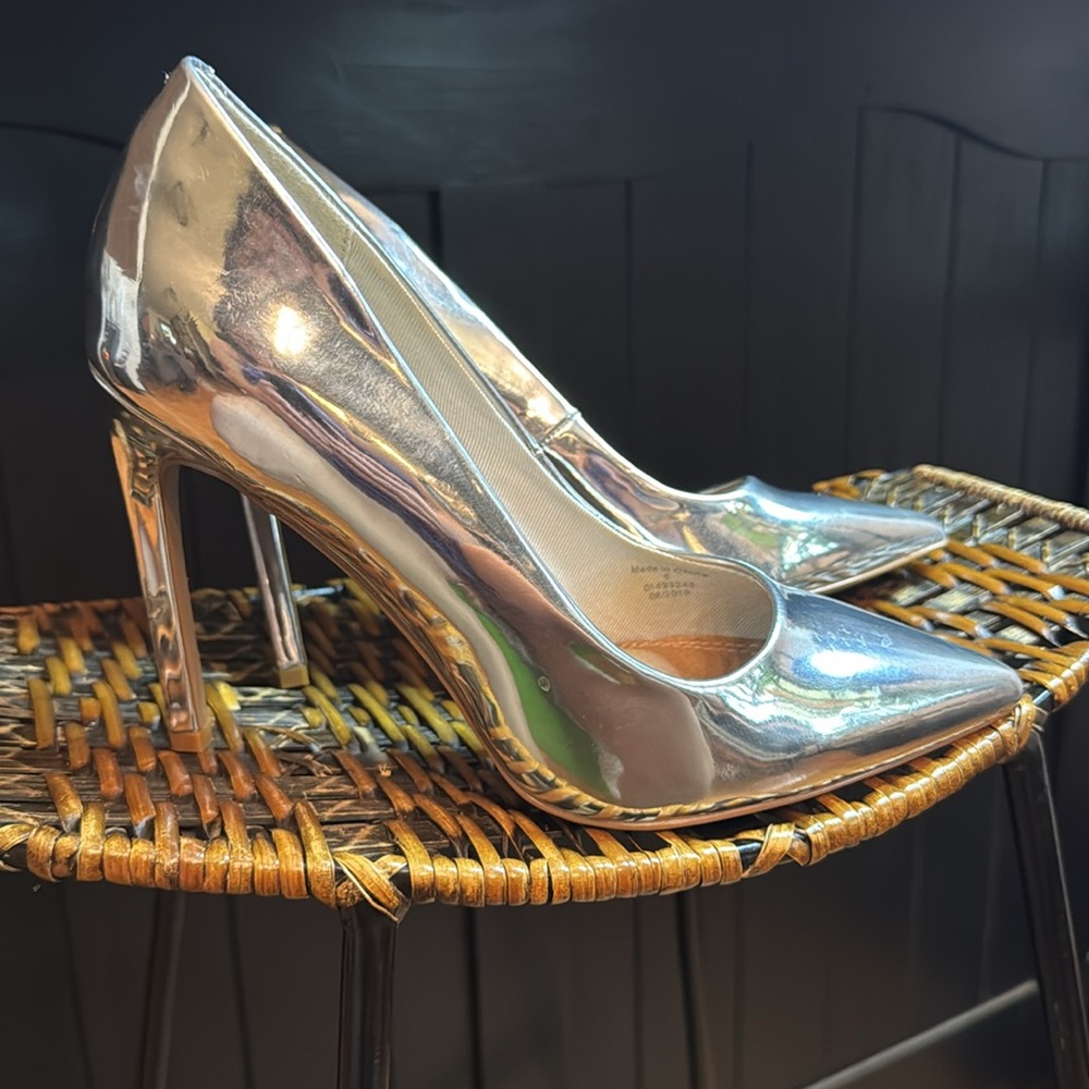 ASOS Heels Metallic Silver Runs More Like Sz 8 / 8.5
